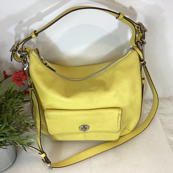COACH LEGACY COURTENAY LEATHER YELLOW HANDBAG - Picture 2 of 15